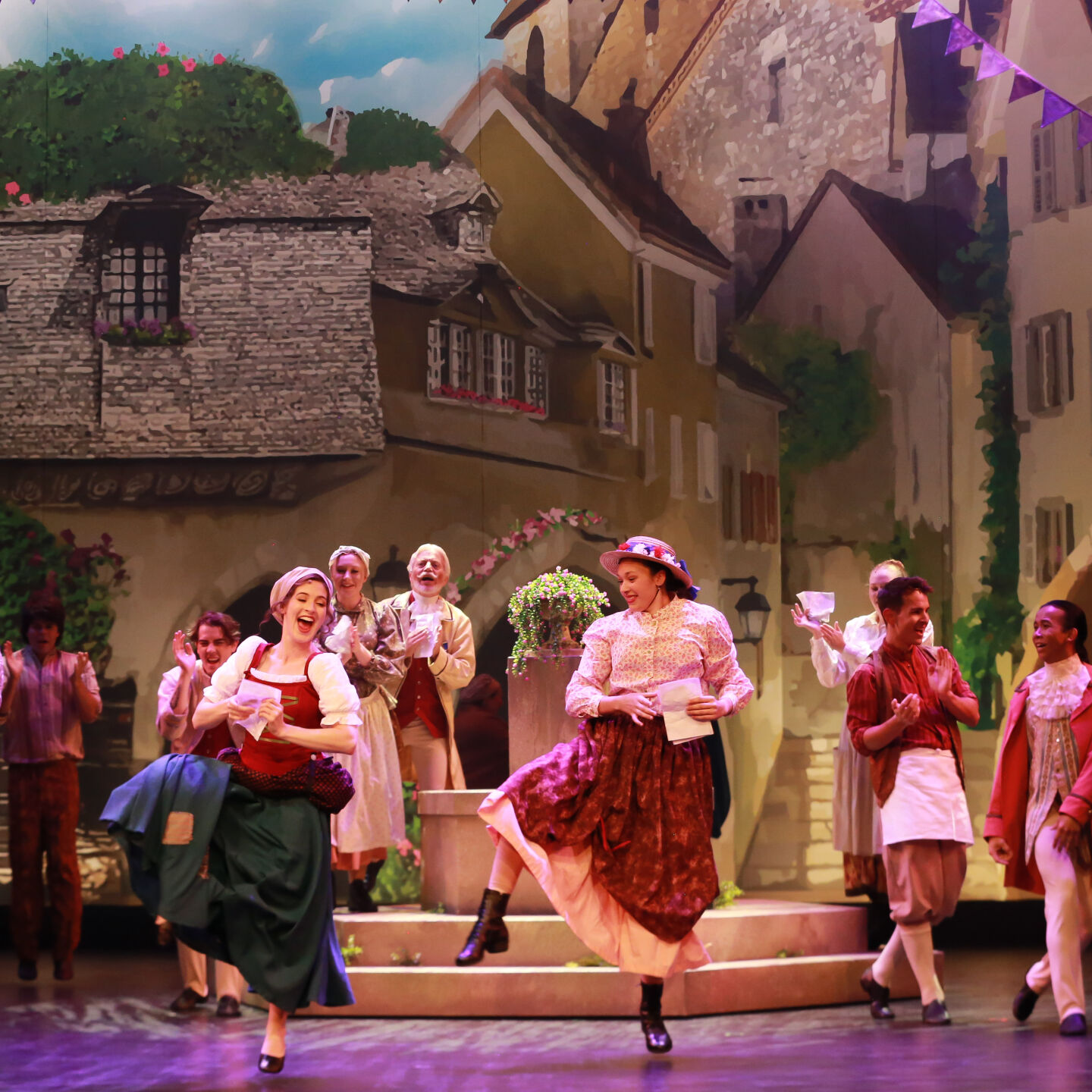 Audiences dazzled as ~curtain closes on Cinderella~